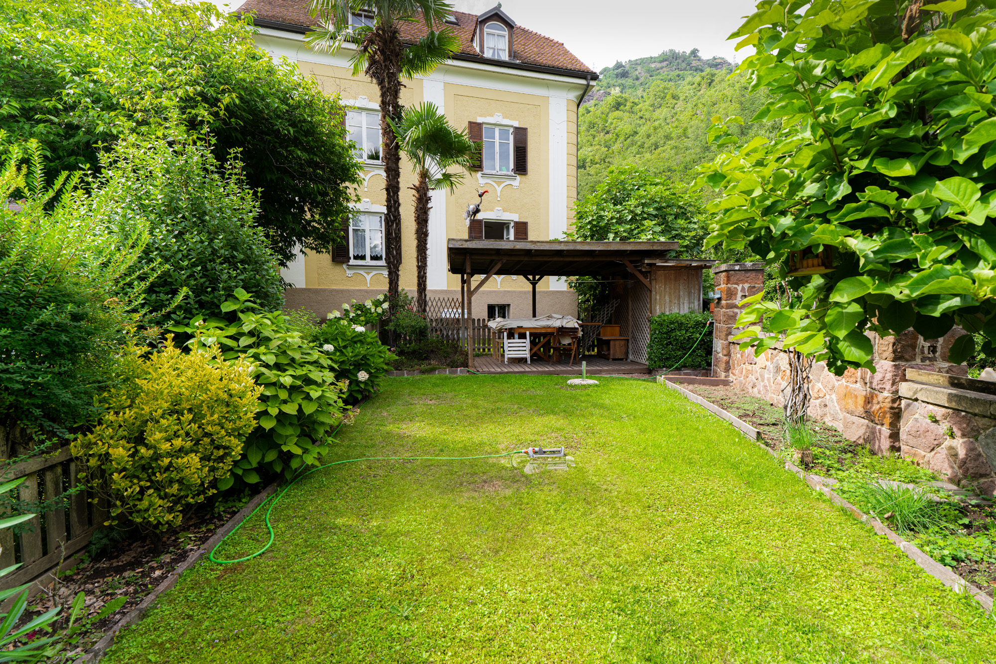 Affascinante appartamento in casa storica con ampio giardino - Bolzano, Via Miramonti