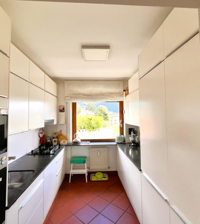 Ampio e Luminoso Quadrilocale con Terrazza Panoramica in Via Guncina – Bolzano Gries