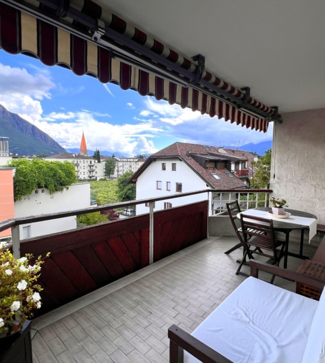 Ampio e Luminoso Quadrilocale con Terrazza Panoramica in Via Guncina – Bolzano Gries