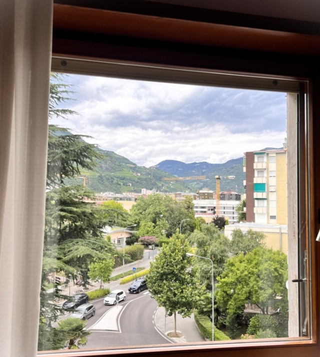 Eleganza e comfort a Bolzano Gries – ampio appartamento con garage 