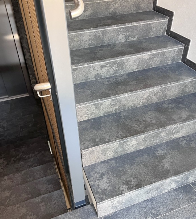 Elegante appartamento di nuova generazione con ampia loggia – a pochi passi dal centro di Bolzano