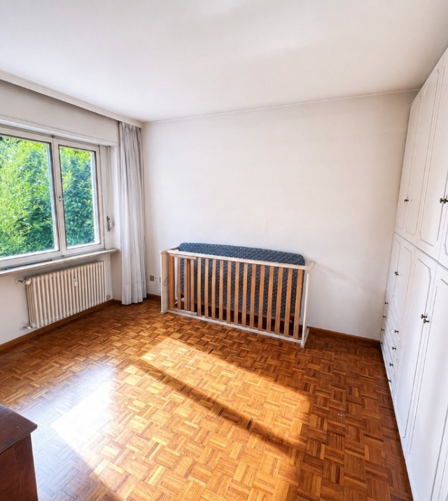 Bolzano Via Segantini – Affascinante appartamento con balcone vivibile esposto a ovest